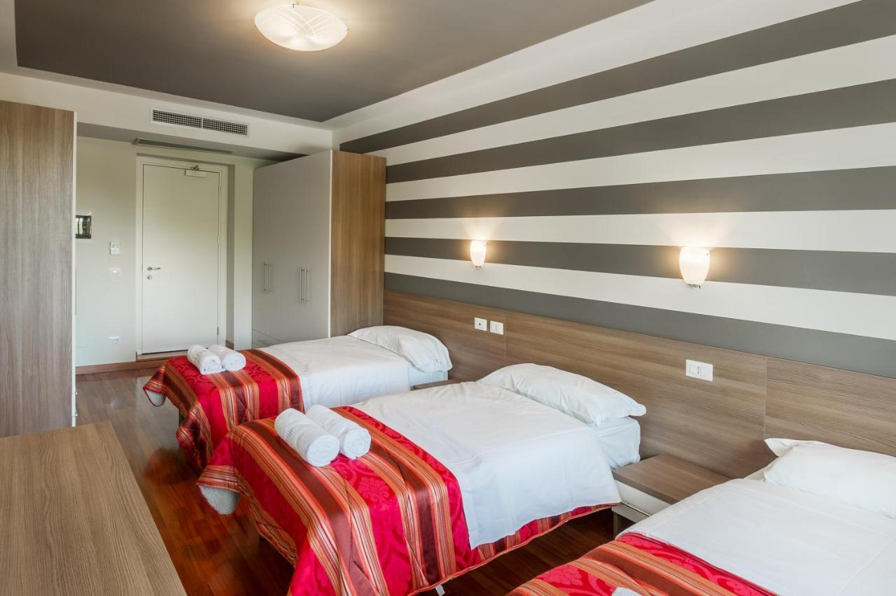 Hotel San Giorgio Le Colline San Colombano al Lambro Eksteriør billede